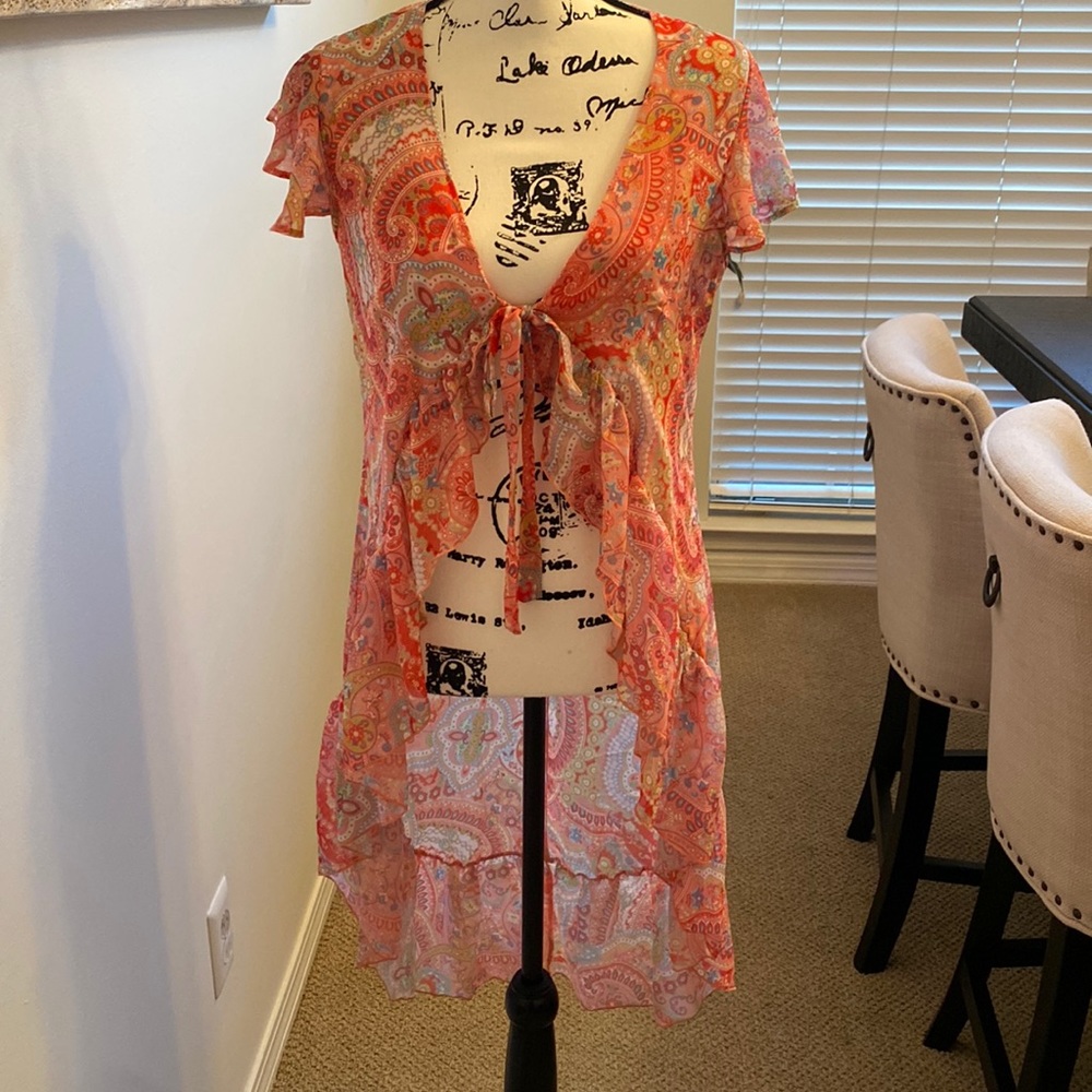 Super cute. Size small.